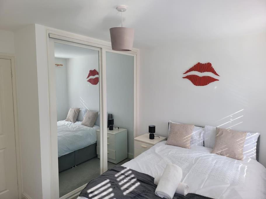 2 Bedroom End Of Terrace House Wellington (Shropshire) Exterior foto