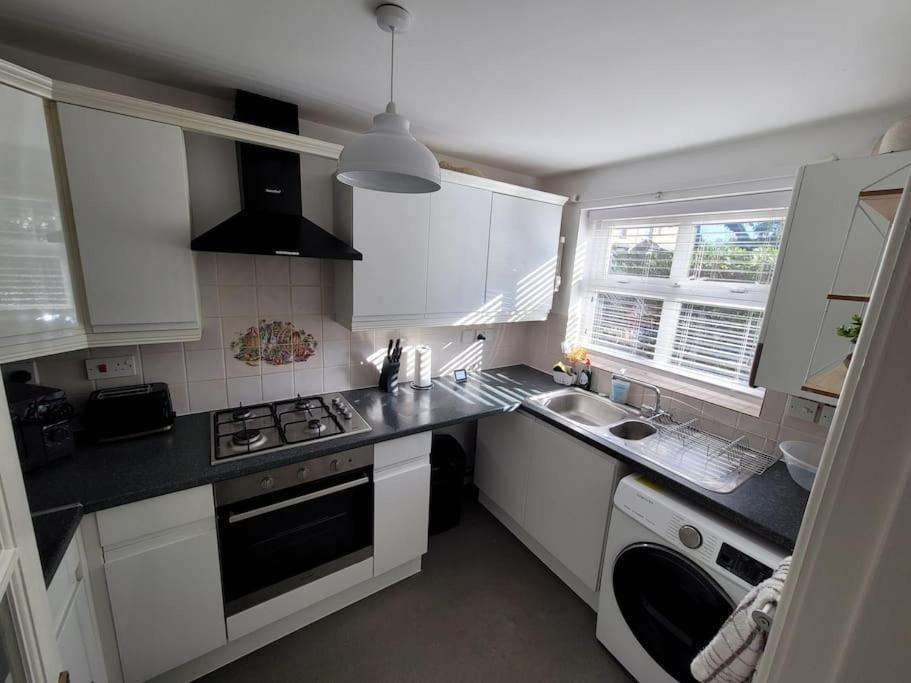 2 Bedroom End Of Terrace House Wellington (Shropshire) Exterior foto
