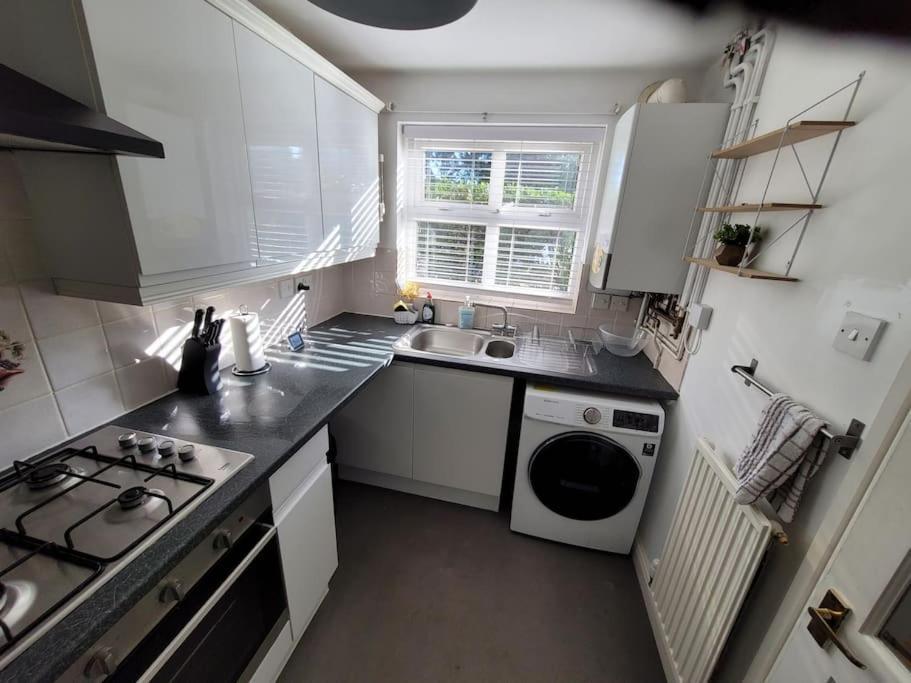 2 Bedroom End Of Terrace House Wellington (Shropshire) Exterior foto