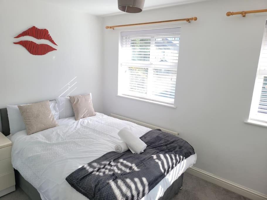 2 Bedroom End Of Terrace House Wellington (Shropshire) Exterior foto