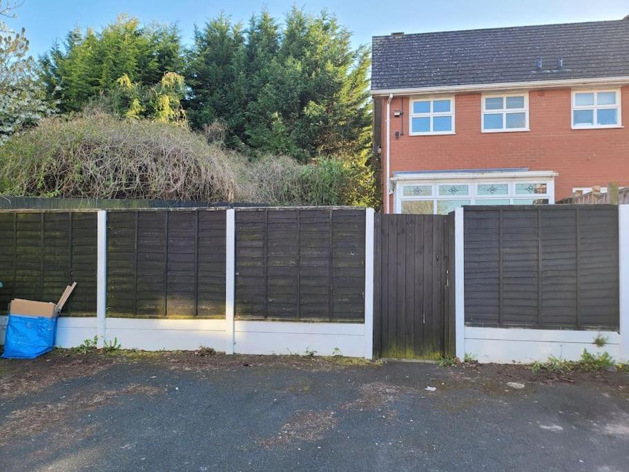 2 Bedroom End Of Terrace House Wellington (Shropshire) Exterior foto