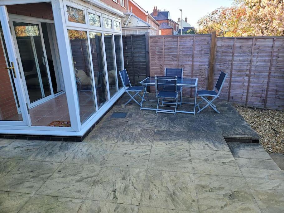 2 Bedroom End Of Terrace House Wellington (Shropshire) Exterior foto